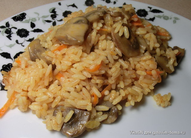 Плов із грибами.jpg