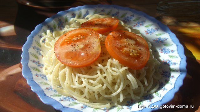 Спагетти с помидорами.JPG