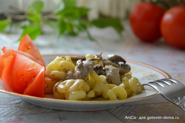 Макароны с шампиньонами.JPG