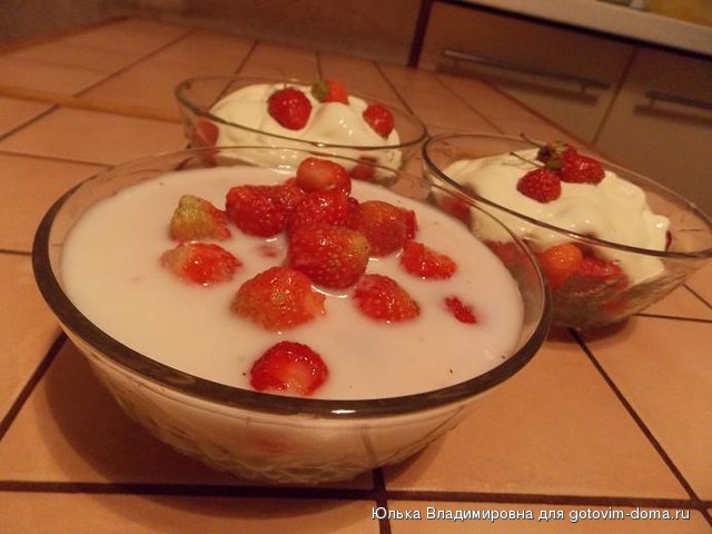 клубника с молоком.JPG