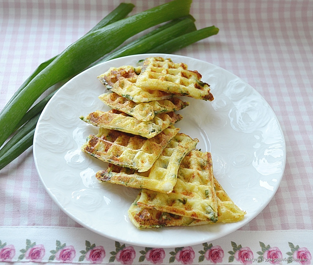 Вафли с сыром и зеленью