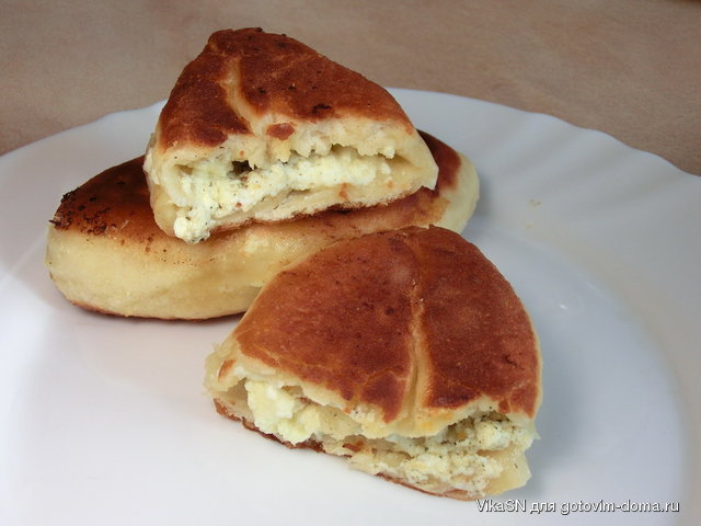 Пиріжки з сиром.jpg