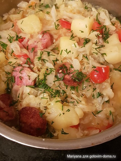 Картофельное рагу с молодой капустой.jpg