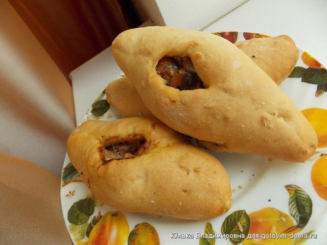 растегаи с рыбой.JPG