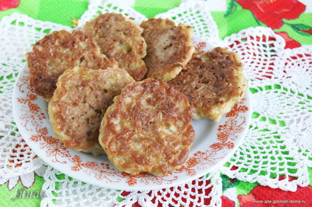 Оладьи из квашеной капусты