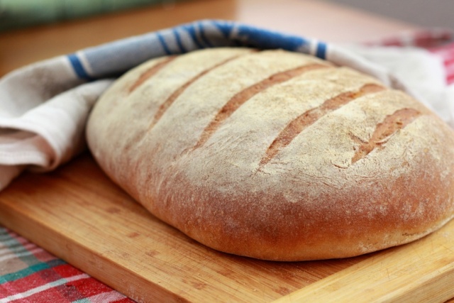 Белый хлеб (Bloomer) по рецепту Пола Холливуда