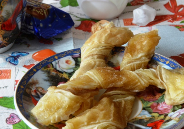 Слоеные палочки с корицей.JPG