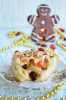 Праздничные марципановые булочки с сухофруктами