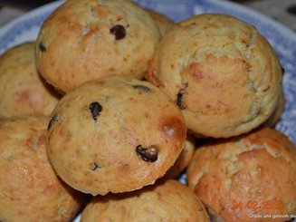 Банановые маффины с кусочками шоколада