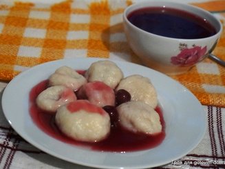 Ленивые вареники с вишней