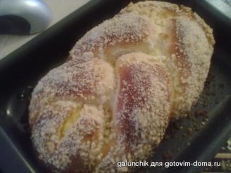 Булка с творогом