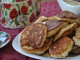 Пышные оладушки на дрожжах