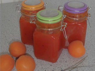 Абрикосовый конфитюр с ароматом лимона и лаванды