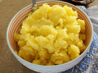 Картофельное пюре с оливковым маслом и мускатным орехом