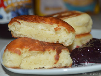 Пышные оладушки на дрожжах