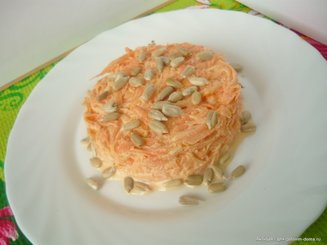 Салат из моркови с чесноком