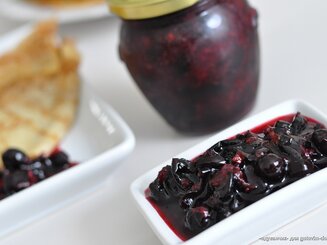 Сырое варенье из черной смородины