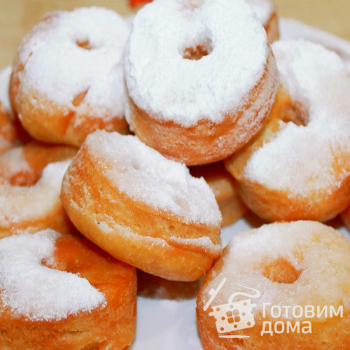 Пончики с сахарной пудрой