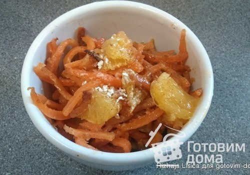 Салат из жареной моркови с апельсинами и корицей