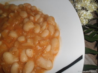 Фасоль "по-птичьи"(Fagioli all'uccelletta)