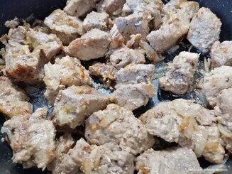 Свинина с луком "Мясо как у мамы"