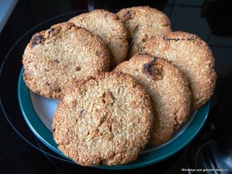 Овсяное печенье без муки и сахара