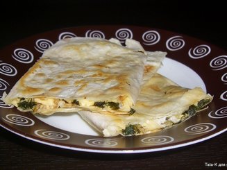 Ека или Горячая закуска из лаваша с сыром и зеленью