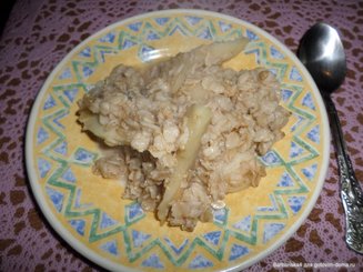 Овсяная каша с жареными яблоками
