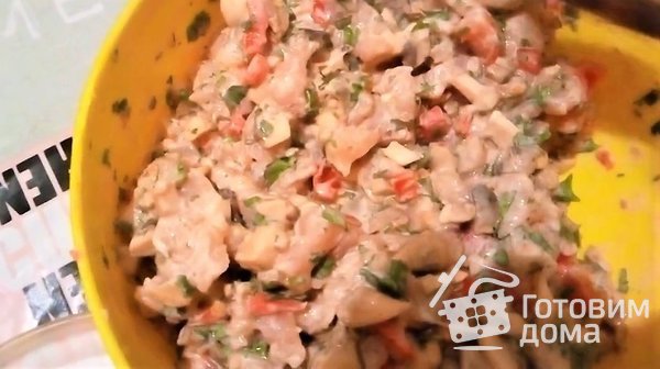 Помидор, перец и кабачок фаршированные и запеченные под сыром фото к рецепту 1
