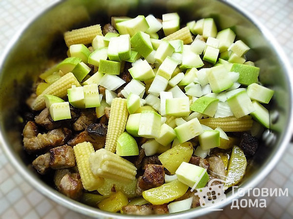 Мясное рагу с овощами по- перуански (Lomo Saltado) фото к рецепту 5