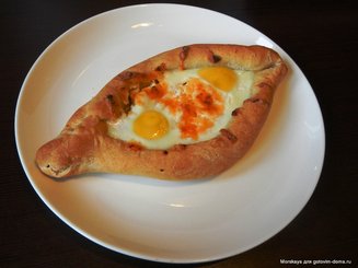 Хачапури по-аджарски
