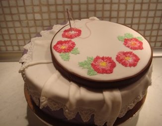 "Вышивка" на торте