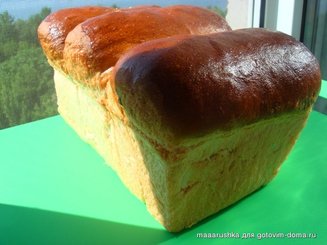 Хлеб с брынзой и зеленью