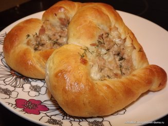 Булочки-сердечки с тунцом