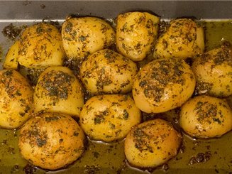 Запеченный картофель по-польски