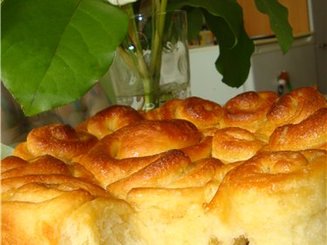 Сахарные булочки с медовой глазурью "Roulé au miel"