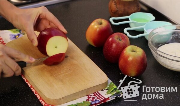 Запеченные яблочки с творогом под хрустящим безе фото к рецепту 3