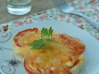 Куриные грудки, запеченные под сыром