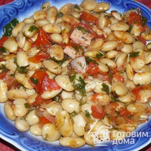 Фасоль с копченой грудинкой