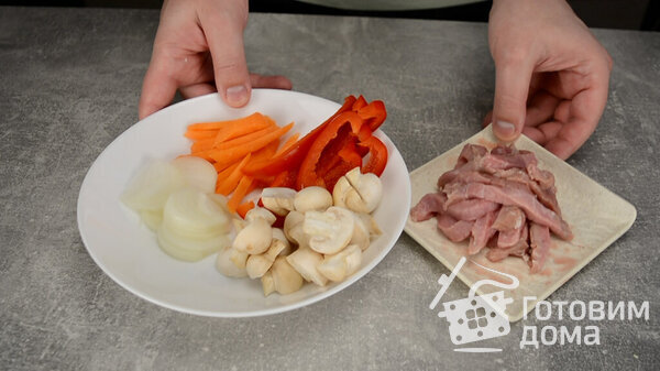 Домашняя лапша с мясом и овощами фото к рецепту 1