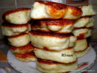 Пышные оладушки на дрожжах