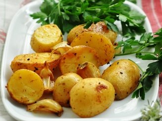 Картофель, запеченный с тимьяном