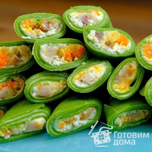 Блинчики со шпинатом и начинкой из сельди