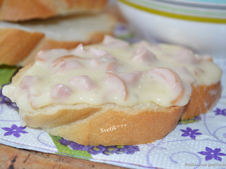 Плавленный сыр с беконом