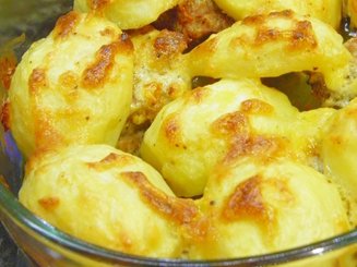 Мясо и картошка, запеченные по-домашнему