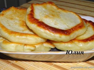 Пышные оладушки на дрожжах