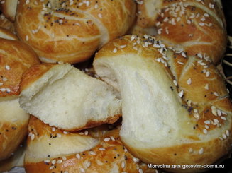 Немецкие булочки с секретом (Laugenbrötchen)
