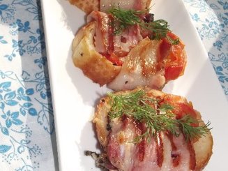 Бутерброды-гриль с помидорами и беконом