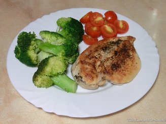 Брокколи с лимонным соусом