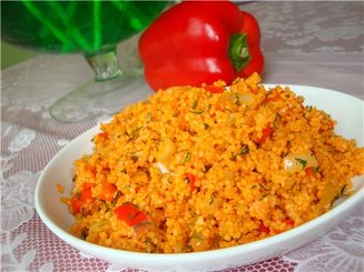 Салат с кускусом и овощами